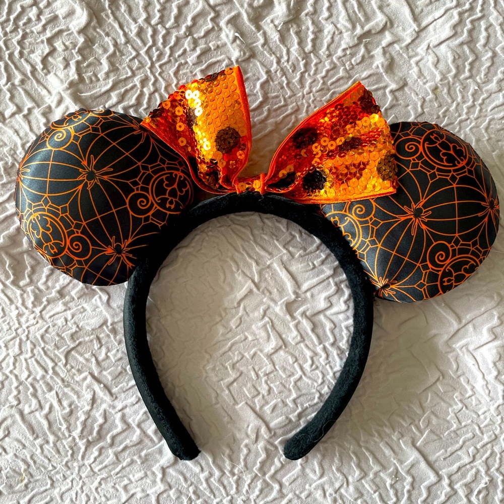 Minnie Halloween spider web ears from Disney World